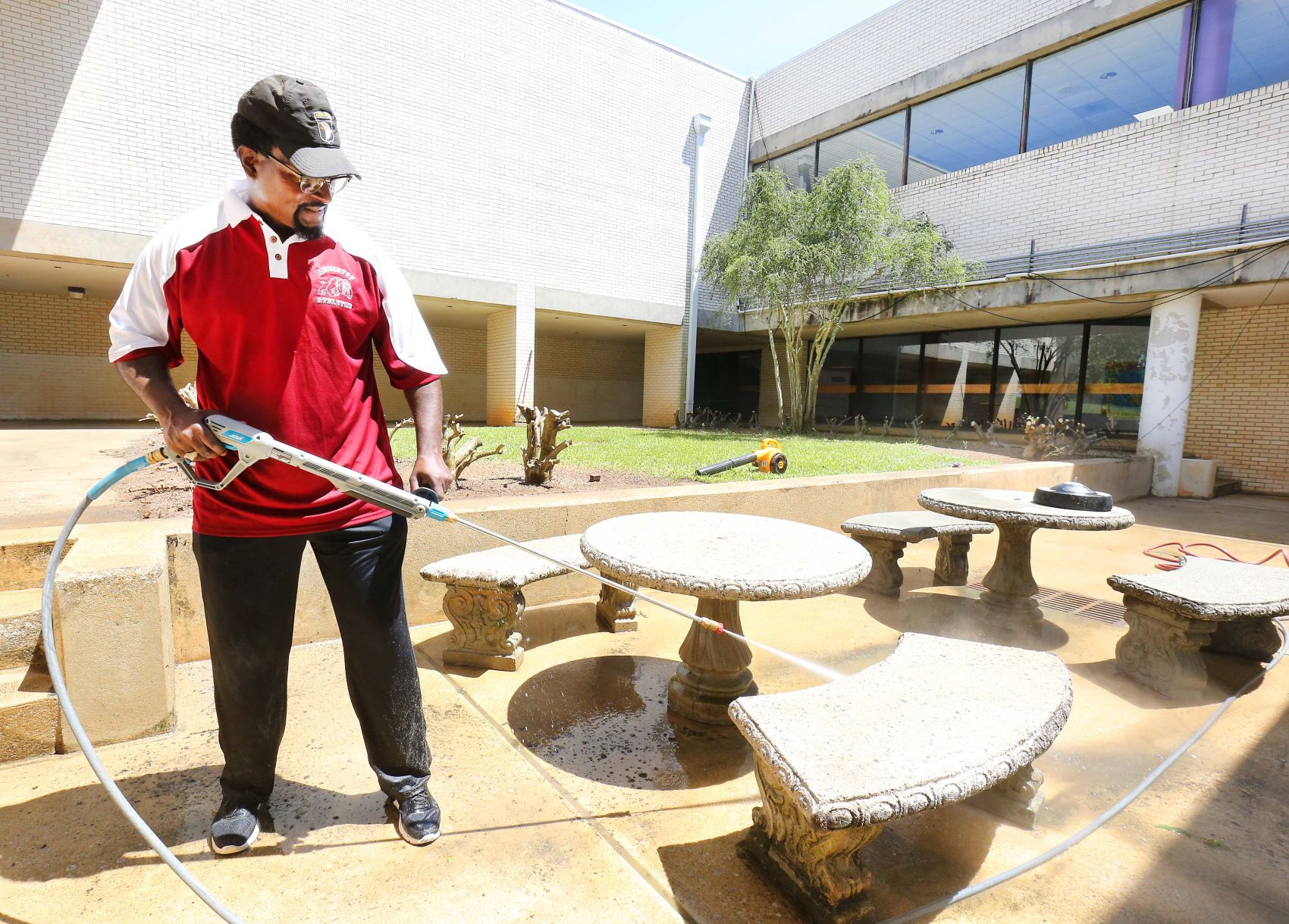 Anniston High clean-up